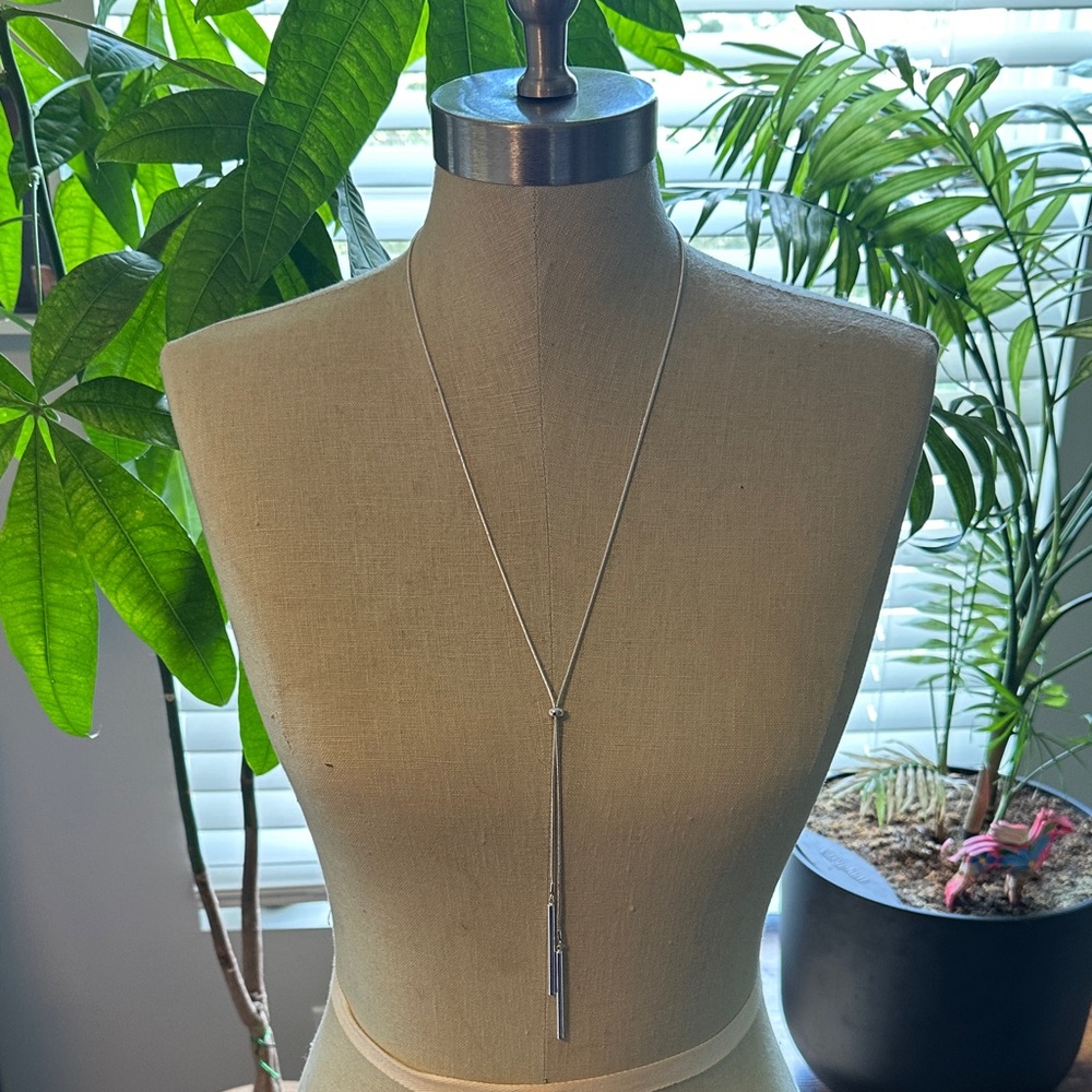 Avon Sleek Silver Lariat Necklace